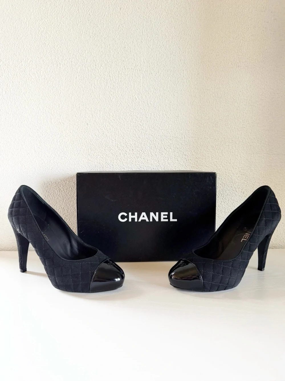 Chanel Black Quilted Suede Patent CC Cap Toe Platform Pumps EU 39